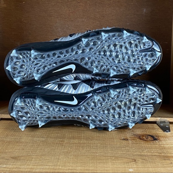 Nike Alpha Menace Elite Football Cleats New - Picture 7 of 11